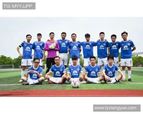 西安足球队在最新实力排行榜中荣登第四名展现强劲实力