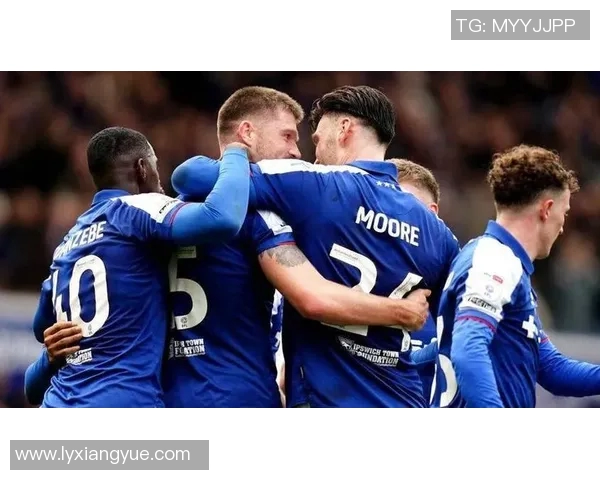 德比君迎战沃特福德全力争胜期待精彩对决与球迷共庆激情时刻