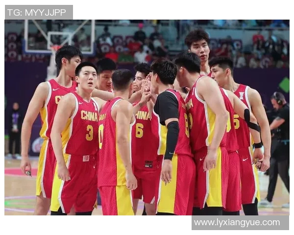 中国男篮迎战阿联酋队全力争胜展现实力与团队精神